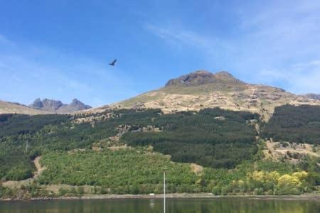 Twostones Self Catering Cottage Arrochar Exterior foto